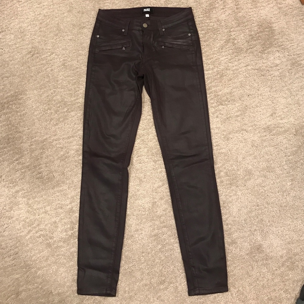 Wax coated jeans - leather look. Verdugo fit
